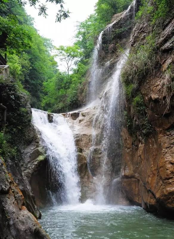 顾均辉称农夫山泉就是水库水,恒大冰泉水质远远优于农夫山泉